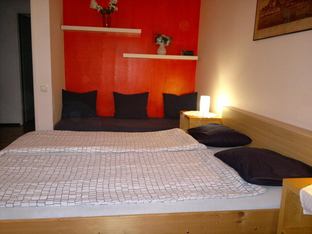 Apartment Maximilian Bratislava Quarto foto